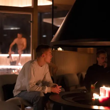 Invisible Forest And 5* ロヴァニエミ