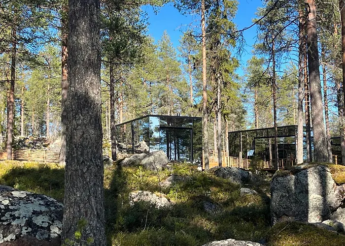 Invisible Forest And Hotell 5*